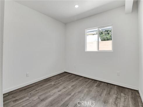 2550 W Rowland Avenue, Anaheim, CA