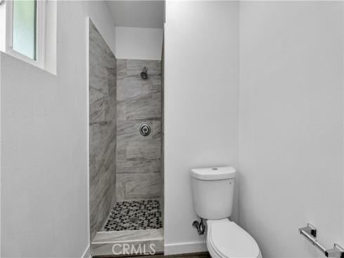 2550 W Rowland Avenue, Anaheim, CA
