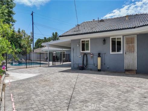 2550 W Rowland Avenue, Anaheim, CA