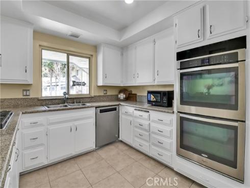 2550 W Rowland Avenue, Anaheim, CA