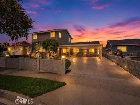 223 S. Camellia