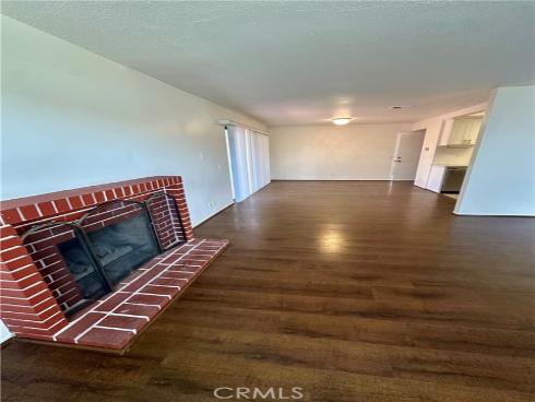 835 W Orangewood , Anaheim, CA