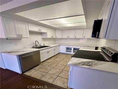 835 W Orangewood , Anaheim, CA