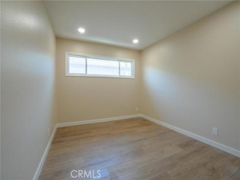 2403 E Romneya , Anaheim, CA
