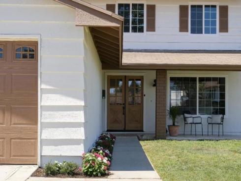 3151 E Radcliffe Avenue, Anaheim, CA