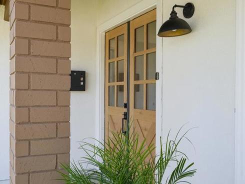 3151 E Radcliffe Avenue, Anaheim, CA