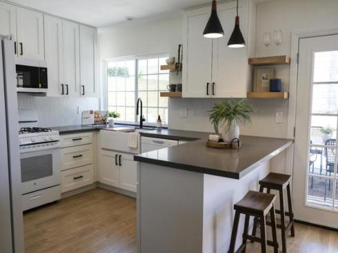 3151 E Radcliffe Avenue, Anaheim, CA