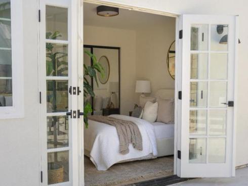 3151 E Radcliffe Avenue, Anaheim, CA