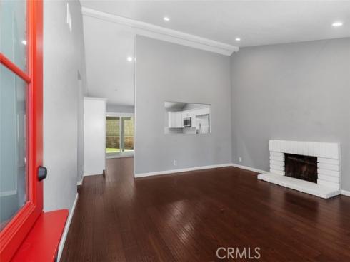 3338 E Radcliffe , Anaheim, CA