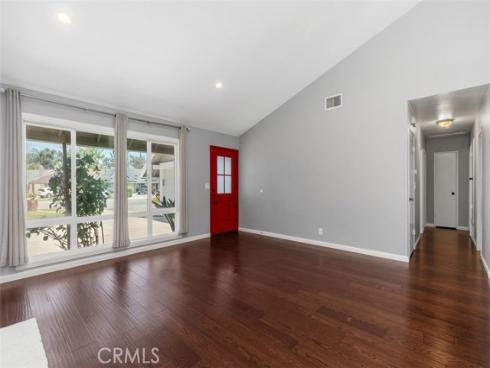 3338 E Radcliffe , Anaheim, CA