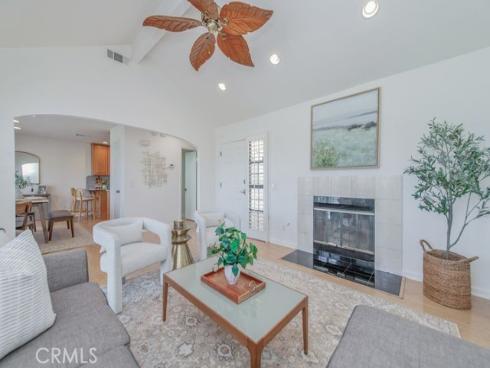 6011 E Montefino , Anaheim, CA