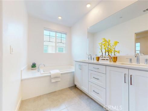 1066 N Anaheim 1 , Anaheim, CA