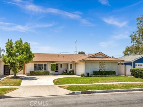 2832 E Virginia , Anaheim, CA