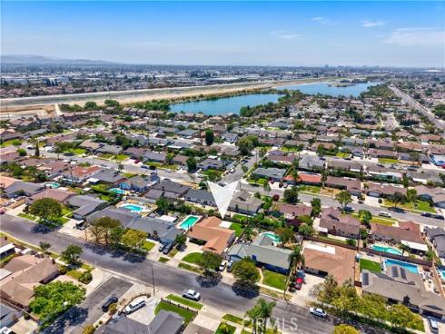 2832 E Virginia , Anaheim, CA