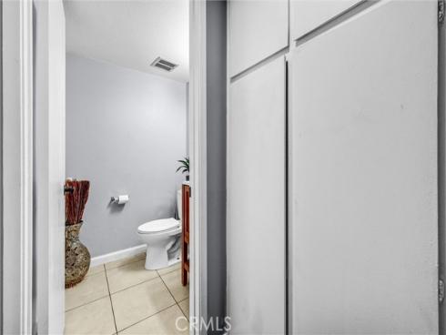 943 W Lamark Lane, Anaheim, CA