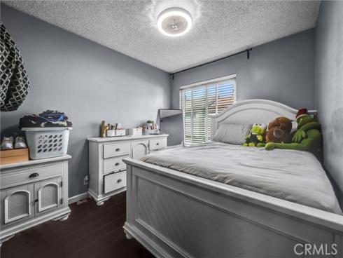 943 W Lamark Lane, Anaheim, CA