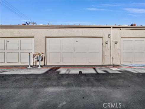 943 W Lamark Lane, Anaheim, CA