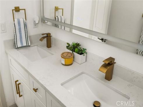 326 S Clementine , Anaheim, CA