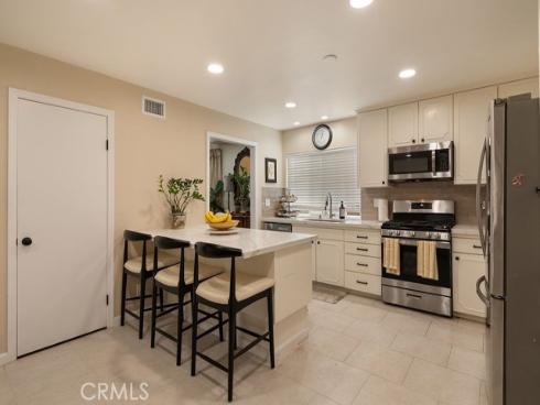 1881 N Garland   Lane, Anaheim, CA