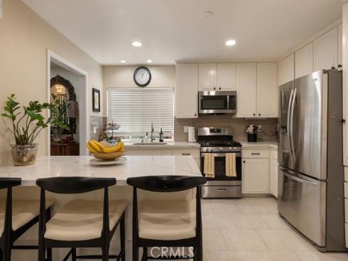 1881 N Garland   Lane, Anaheim, CA