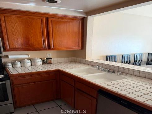 1265 S Neveen , Anaheim, CA
