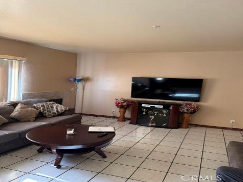 1265 S Neveen , Anaheim, CA