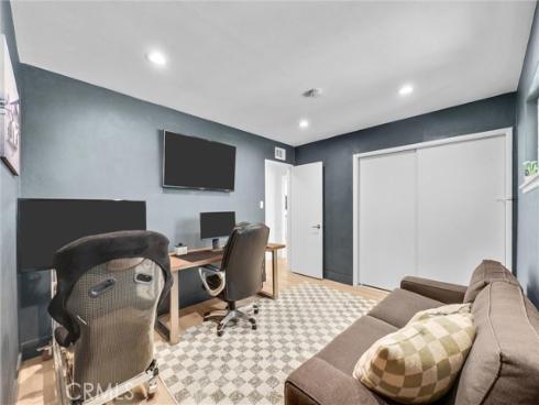 535 N Century  , Anaheim, CA