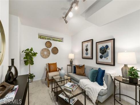 343 W Summerfield   Circle, Anaheim, CA