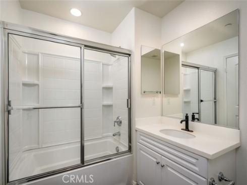 712 S Olive , Anaheim, CA