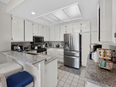 6025 E Hackamore Lane, Anaheim, CA