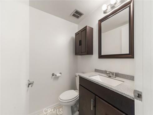 1748 N Willow Woods D Drive, Anaheim, CA