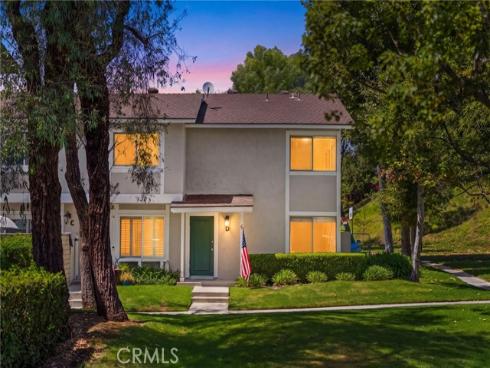 1748 N Willow Woods D Drive, Anaheim, CA