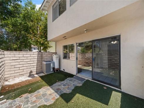 1748 N Willow Woods D Drive, Anaheim, CA