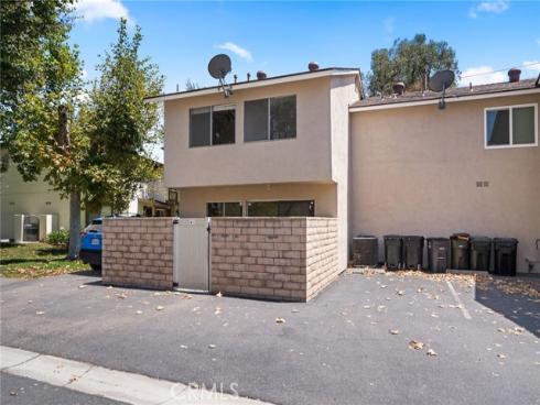 1748 N Willow Woods D Drive, Anaheim, CA