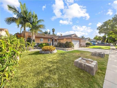 3124 W Graciosa , Anaheim, CA