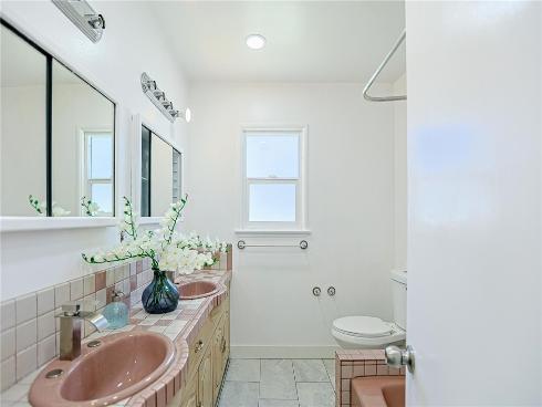 1316 W Tonia , Anaheim, CA