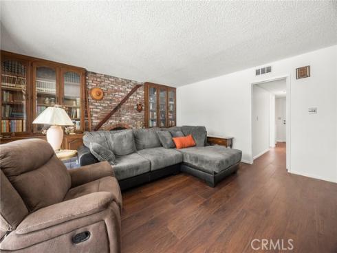 1700 S Carnelian Street, Anaheim, CA