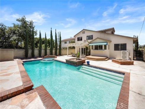 1700 S Carnelian Street, Anaheim, CA
