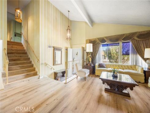 1700 S Carnelian Street, Anaheim, CA