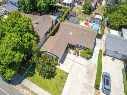1583 W Cerritos , Anaheim, CA