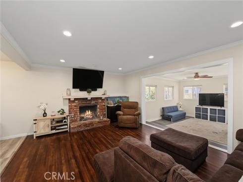 1583 W Cerritos , Anaheim, CA