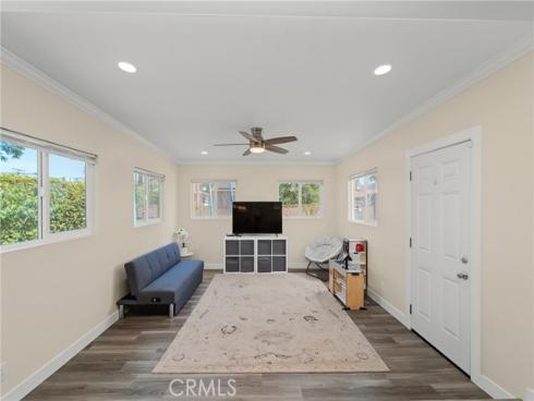 1583 W Cerritos , Anaheim, CA