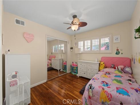 1583 W Cerritos , Anaheim, CA