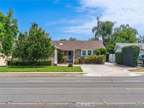 1583 W Cerritos , Anaheim, CA