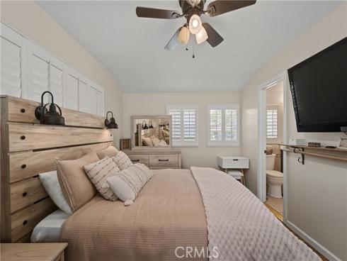 1583 W Cerritos , Anaheim, CA