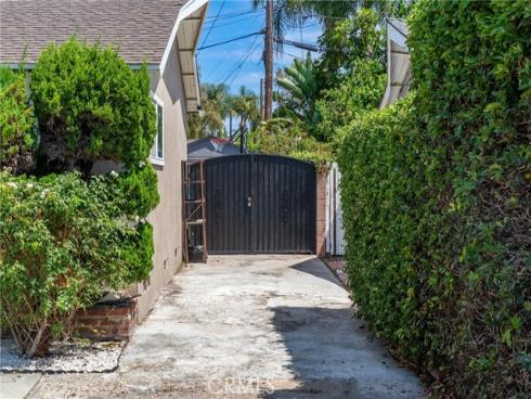 1583 W Cerritos , Anaheim, CA