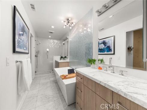 206 N Kennebec  , Anaheim, CA