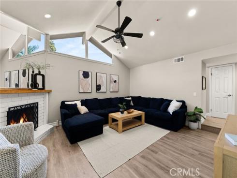 206 N Kennebec  , Anaheim, CA