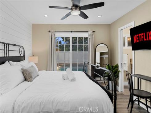1216 E Clifpark Way, Anaheim, CA