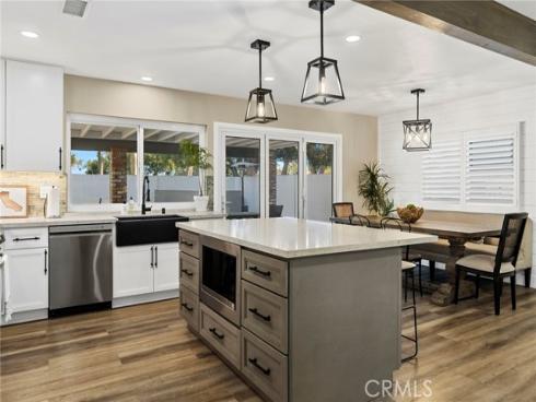 1216 E Clifpark Way, Anaheim, CA